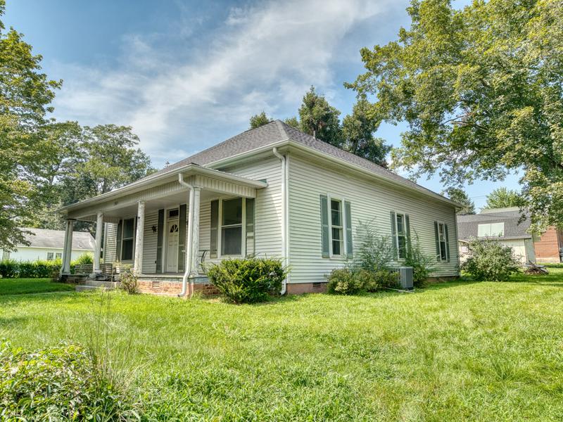 House in Columbia, Tennessee bought for cash